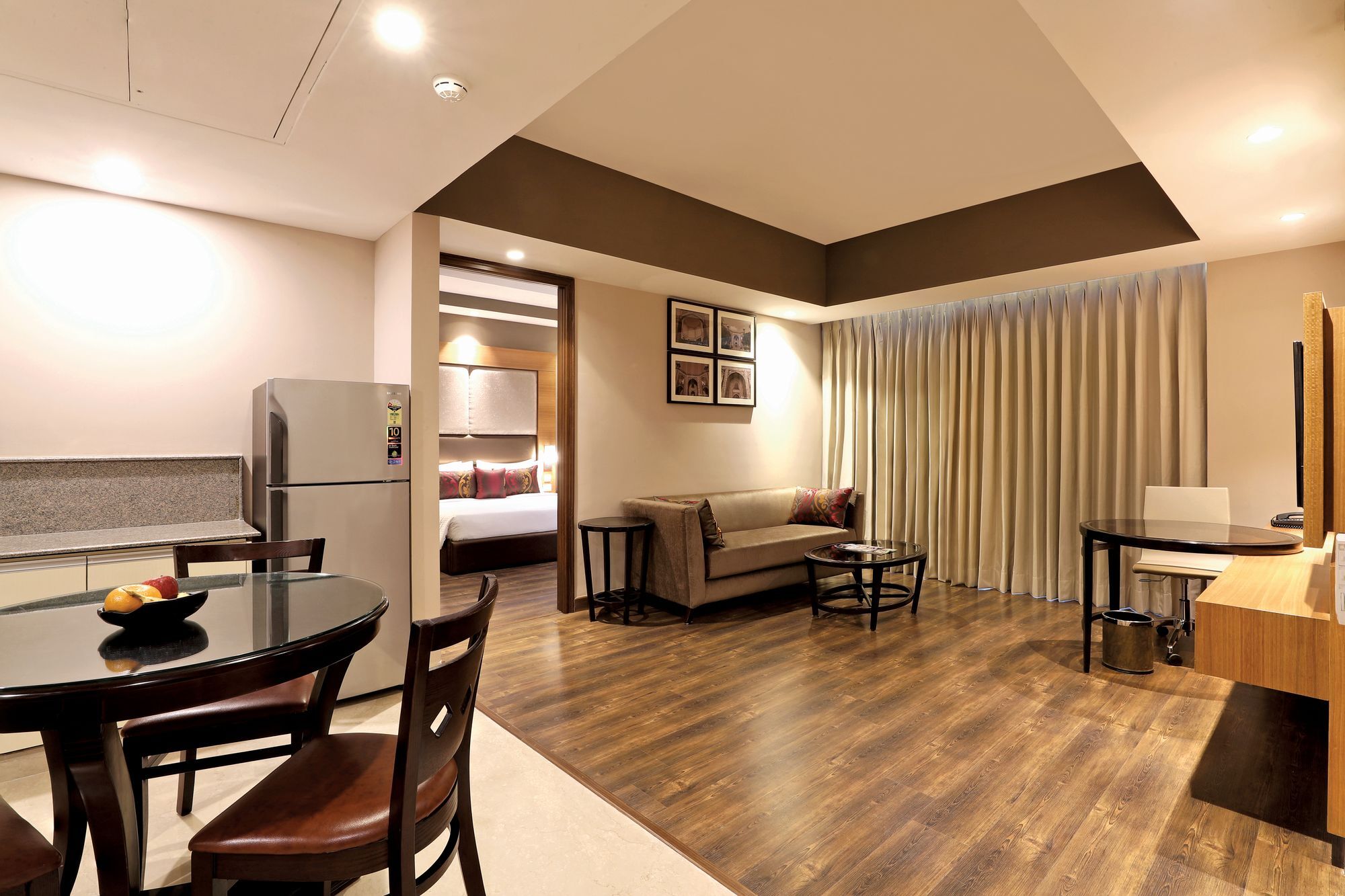 Lemon Tree Hotel Sohna Road Гургаон Экстерьер фото
