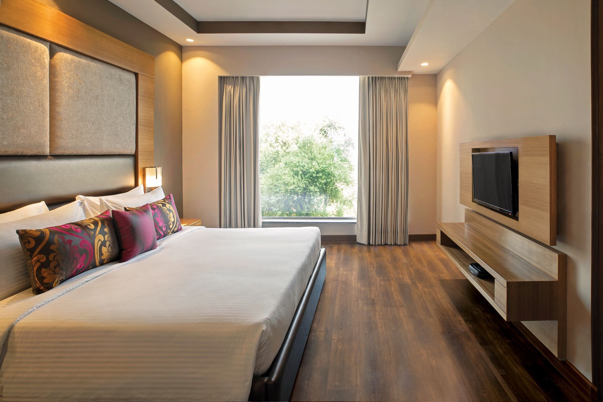 Lemon Tree Hotel Sohna Road Гургаон Экстерьер фото